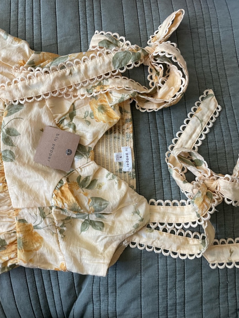 Blu Pepper Cream and Yellow Floral Tiered Maxi Dress - Picture 7 of 7